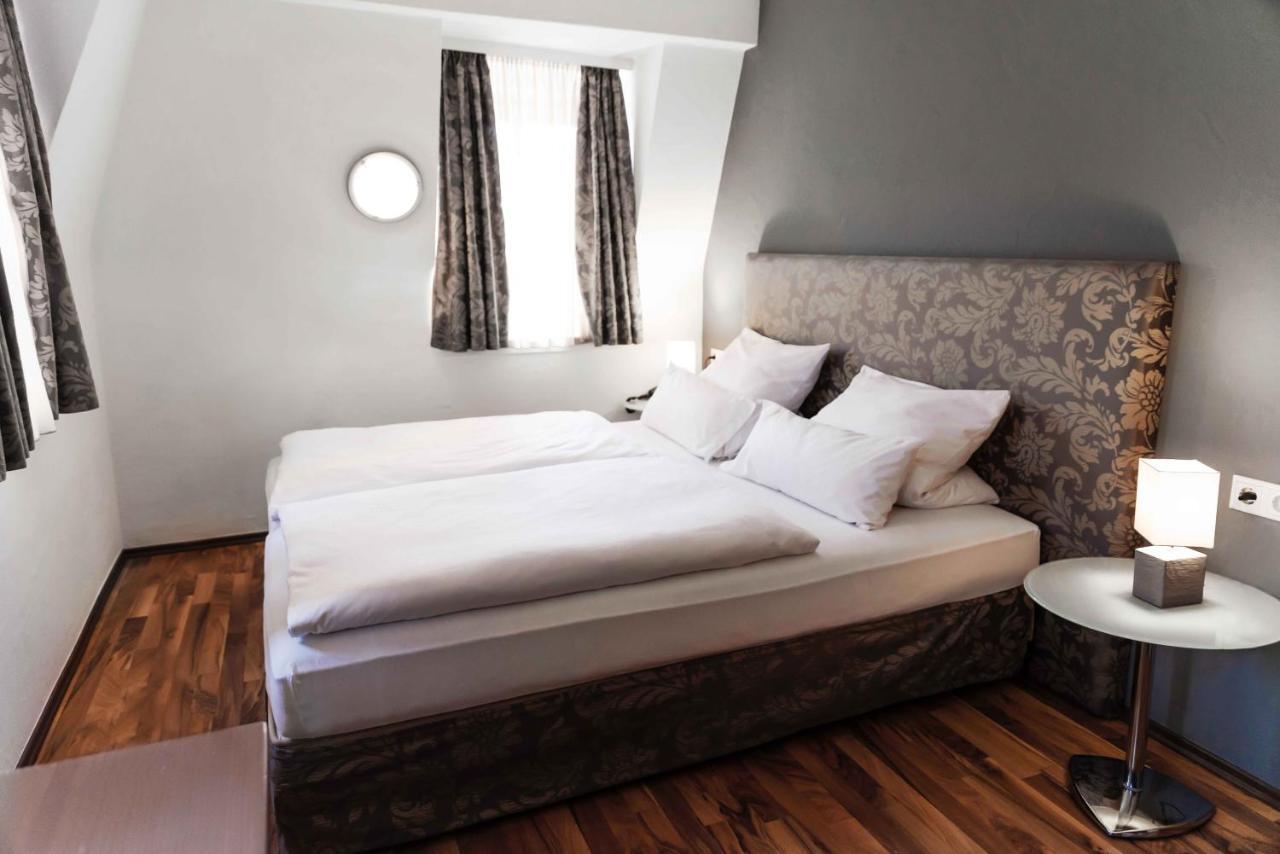 Hotel Engel Hilders Екстериор снимка