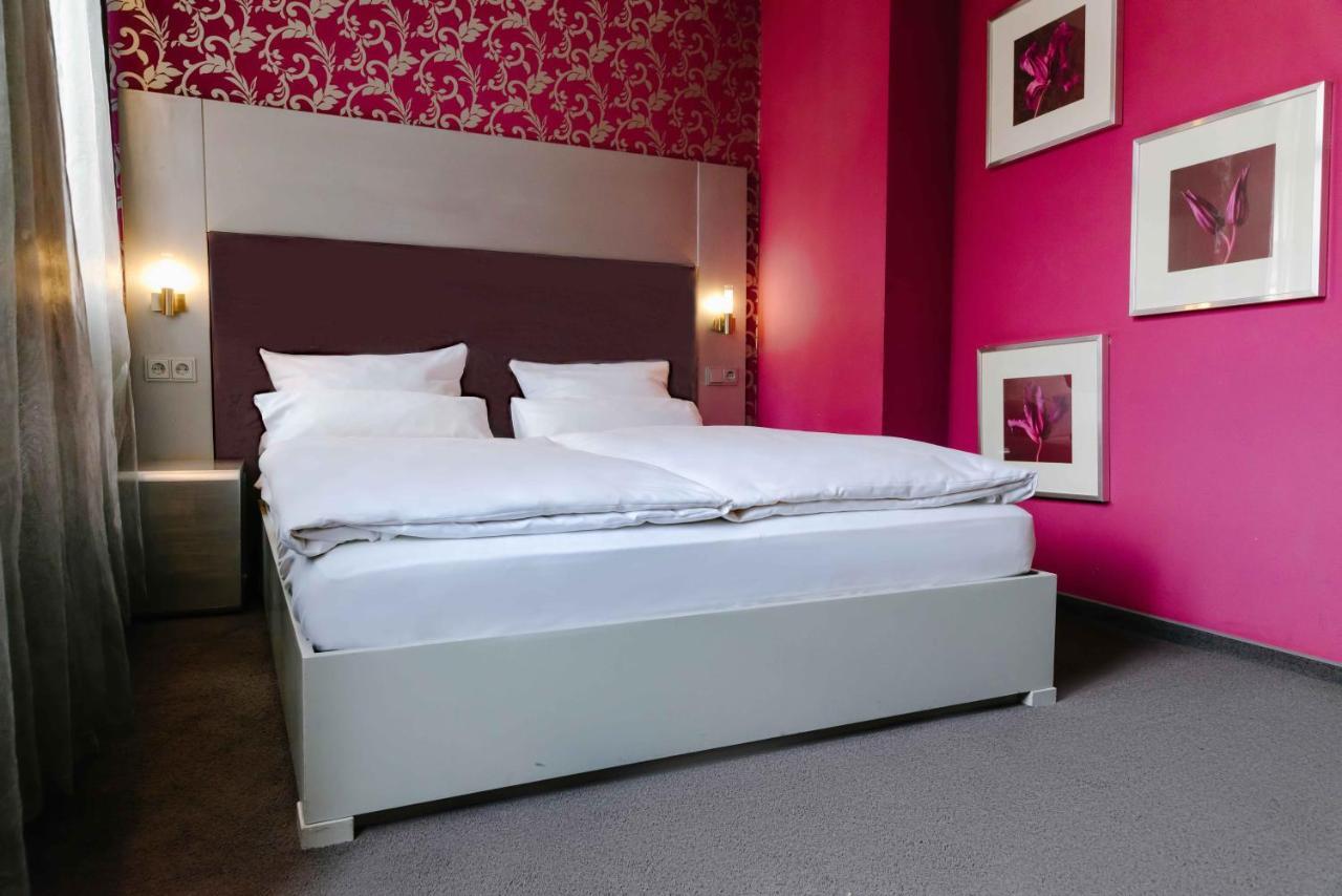 Hotel Engel Hilders Екстериор снимка
