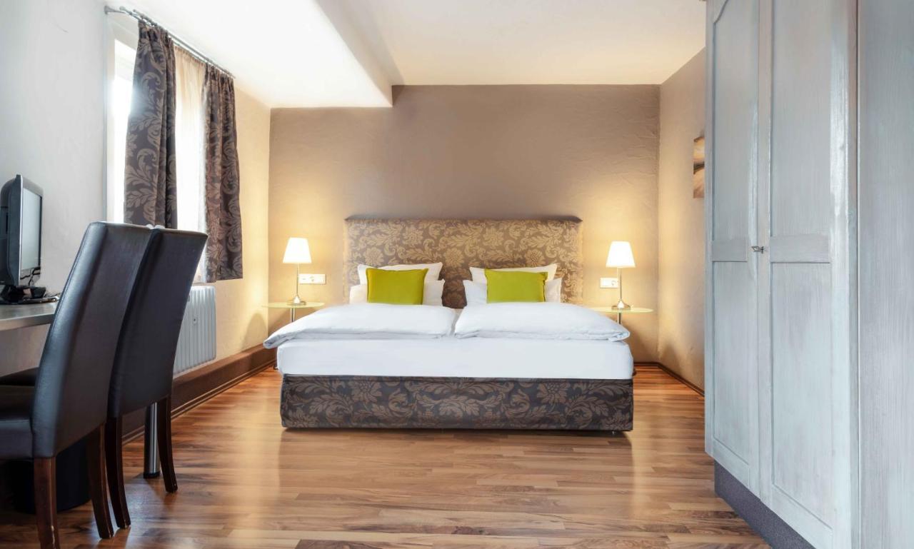 Hotel Engel Hilders Екстериор снимка