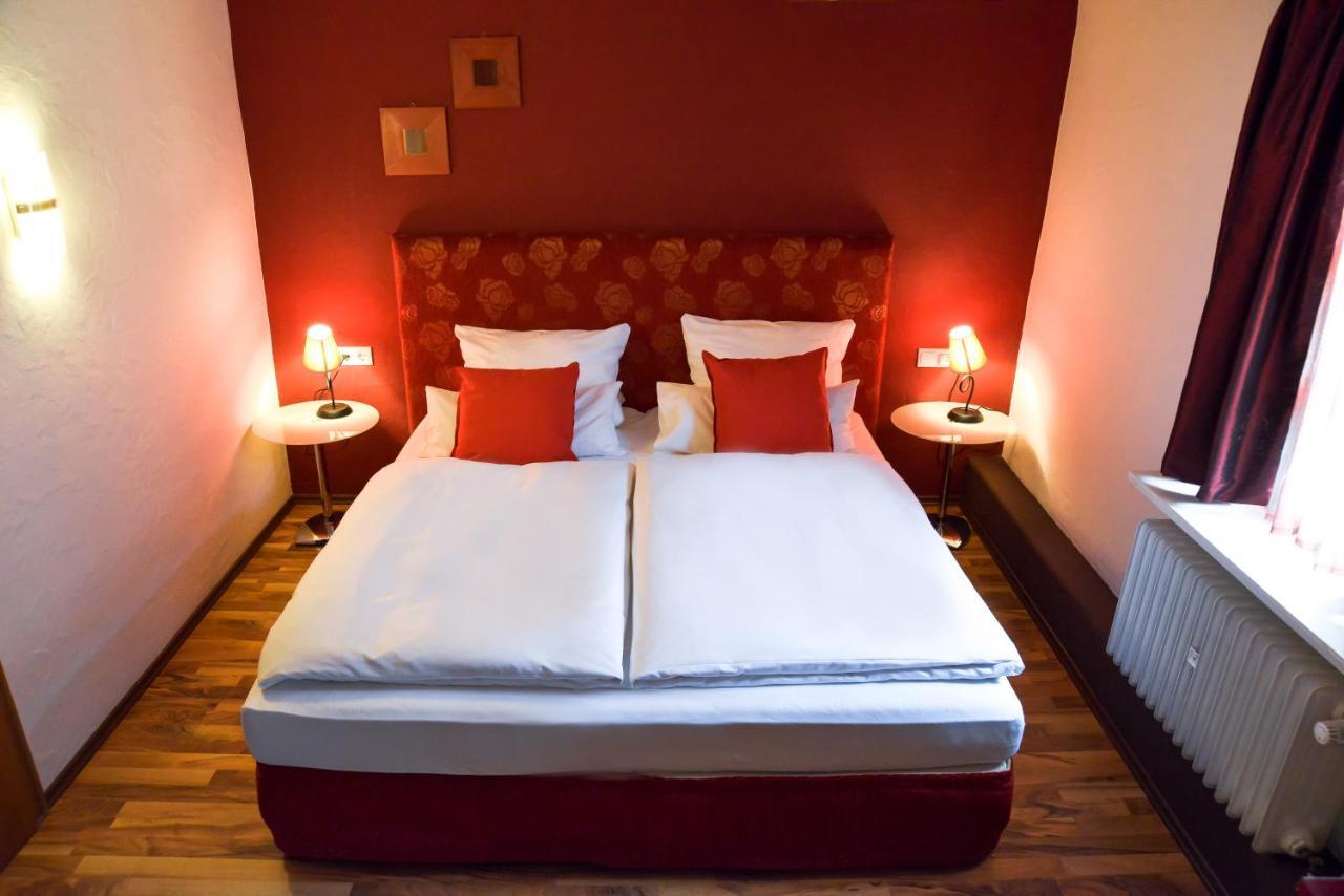 Hotel Engel Hilders Екстериор снимка